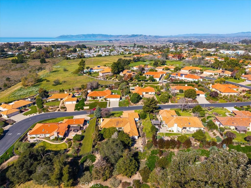 765 Ridgemont Way Arroyo Grande, CA 93420 - Photo 39 of 45 an aerial view of residential houses with outdoor space