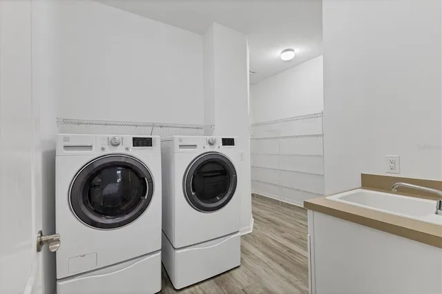 $3,475 | 4806 Lake Breeze Terrace, Sarasota, FL 34243