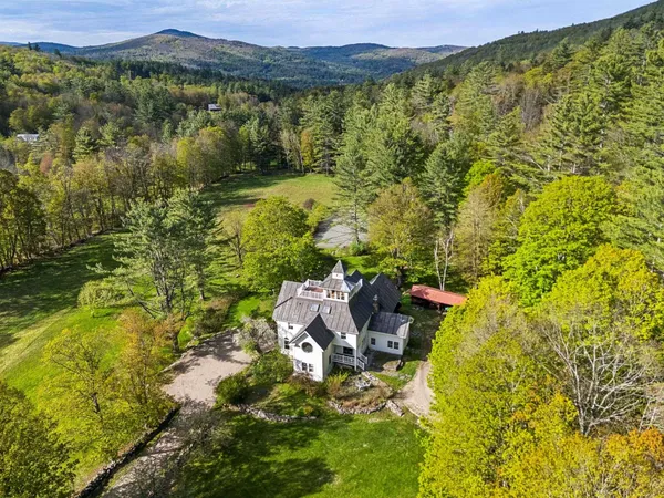 $3,100,000 | 66 Hollow Farm Road, Woodstock, VT 05091