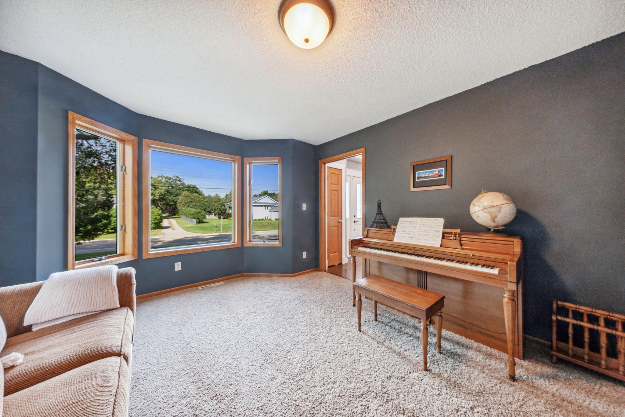 720 McKnight Road South Maplewood, MN 55119 - Photo 11 of 27 Gallery Image 11