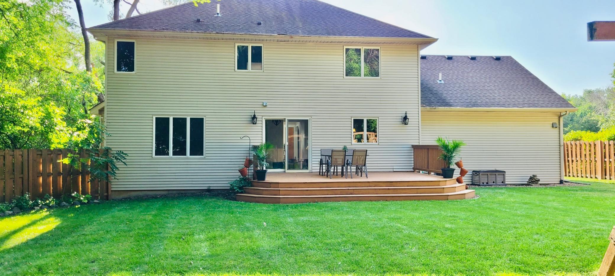 720 McKnight Road South Maplewood, MN 55119 - Photo 4 of 27 Gallery Image 4