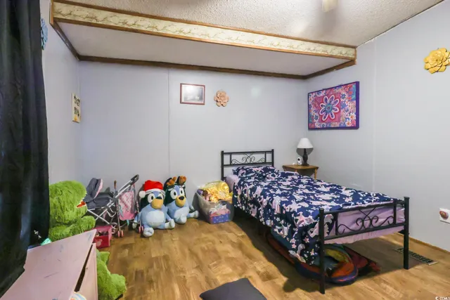 $199,900 | 1939 Highway 646, Loris, SC 29569