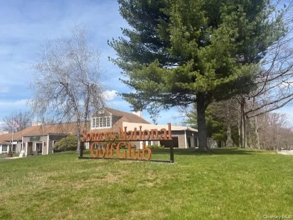 $875,000 | 969 Heritage Hills, Unit D, Somers, NY 10589