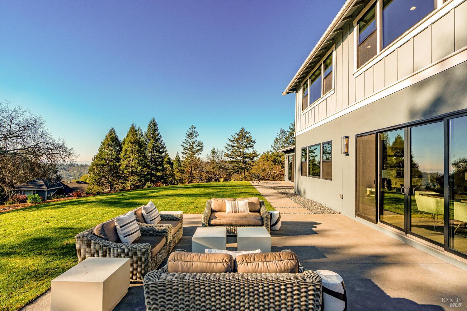 3684 Crown Hill Drive Santa Rosa, CA 95404 - Photo 4 of 50