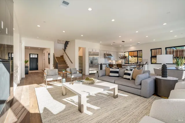 $2,395,000 | 3684 Crown Hill Drive, Santa Rosa, CA 95404