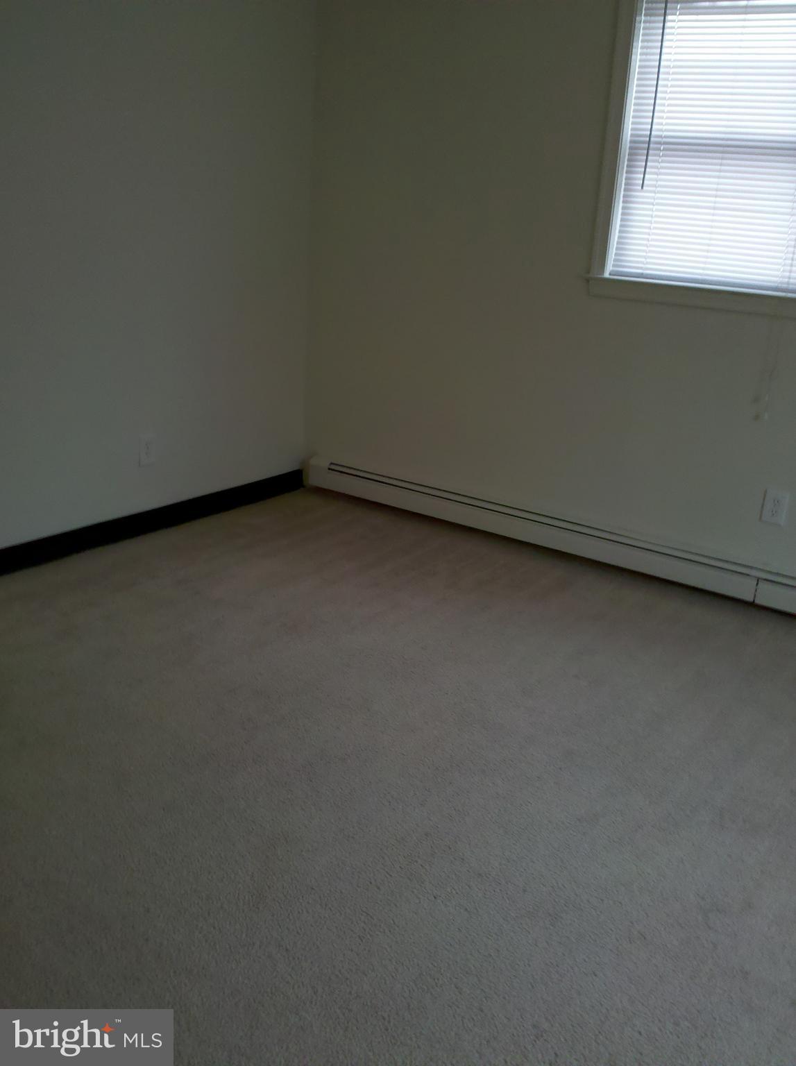 7850 Oxford Avenue, Unit 4 Philadelphia, PA 19111 - Photo 7 of 8