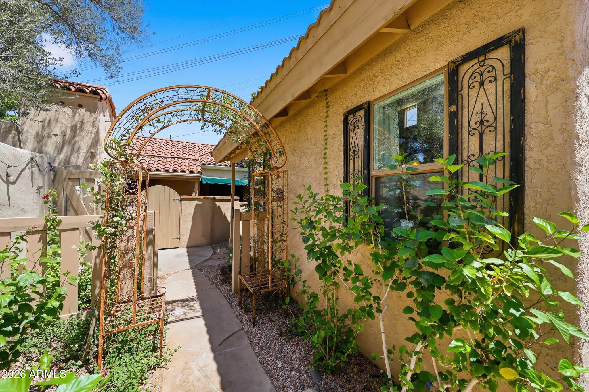4540 North 44th Street, Unit 3 Phoenix, AZ 85018 - Photo 24 of 25 C (4)