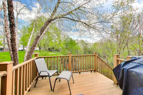 $415,000 | 723 North Walden Drive, Palatine, IL 60067