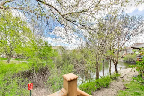 $415,000 | 723 North Walden Drive, Palatine, IL 60067