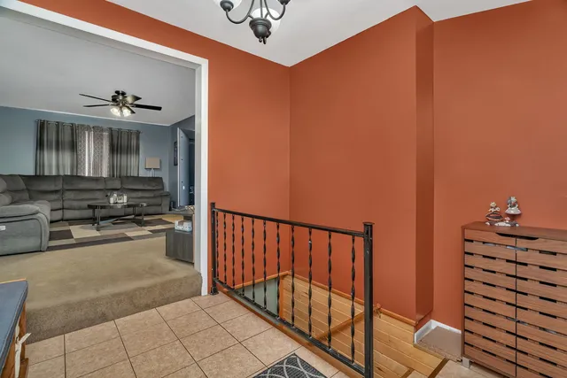 $224,900 | 100 South Midland Avenue, Joliet, IL 60436