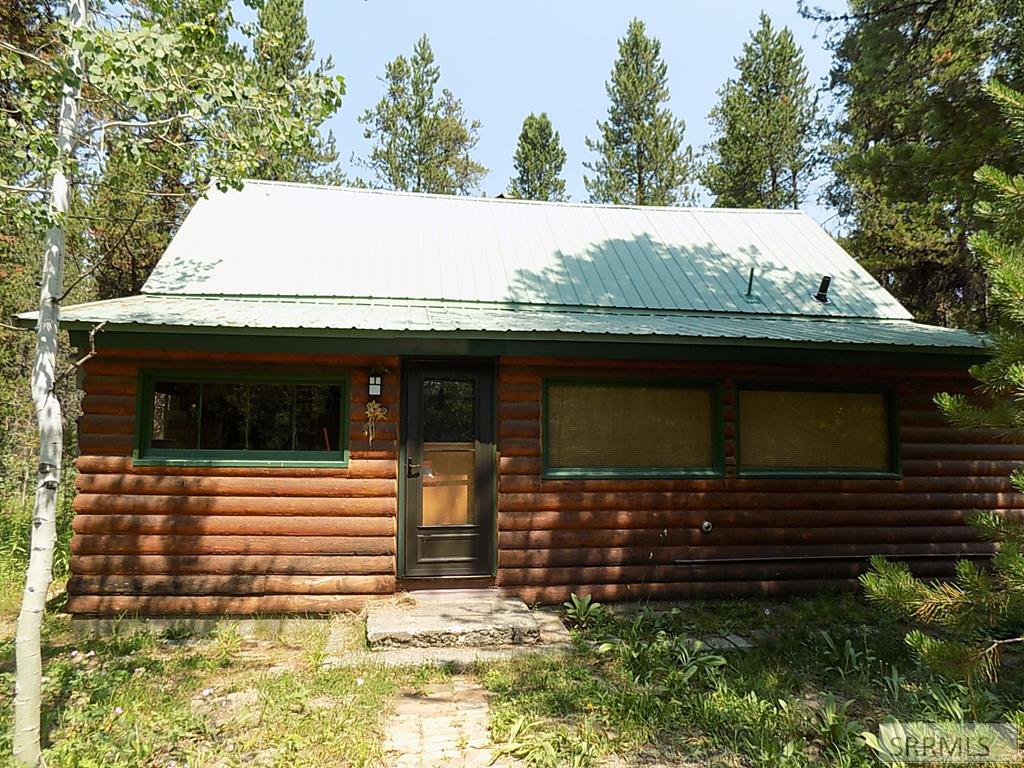 3735 Riverside Drive Island Park, ID 83429 - Photo 18 of 20