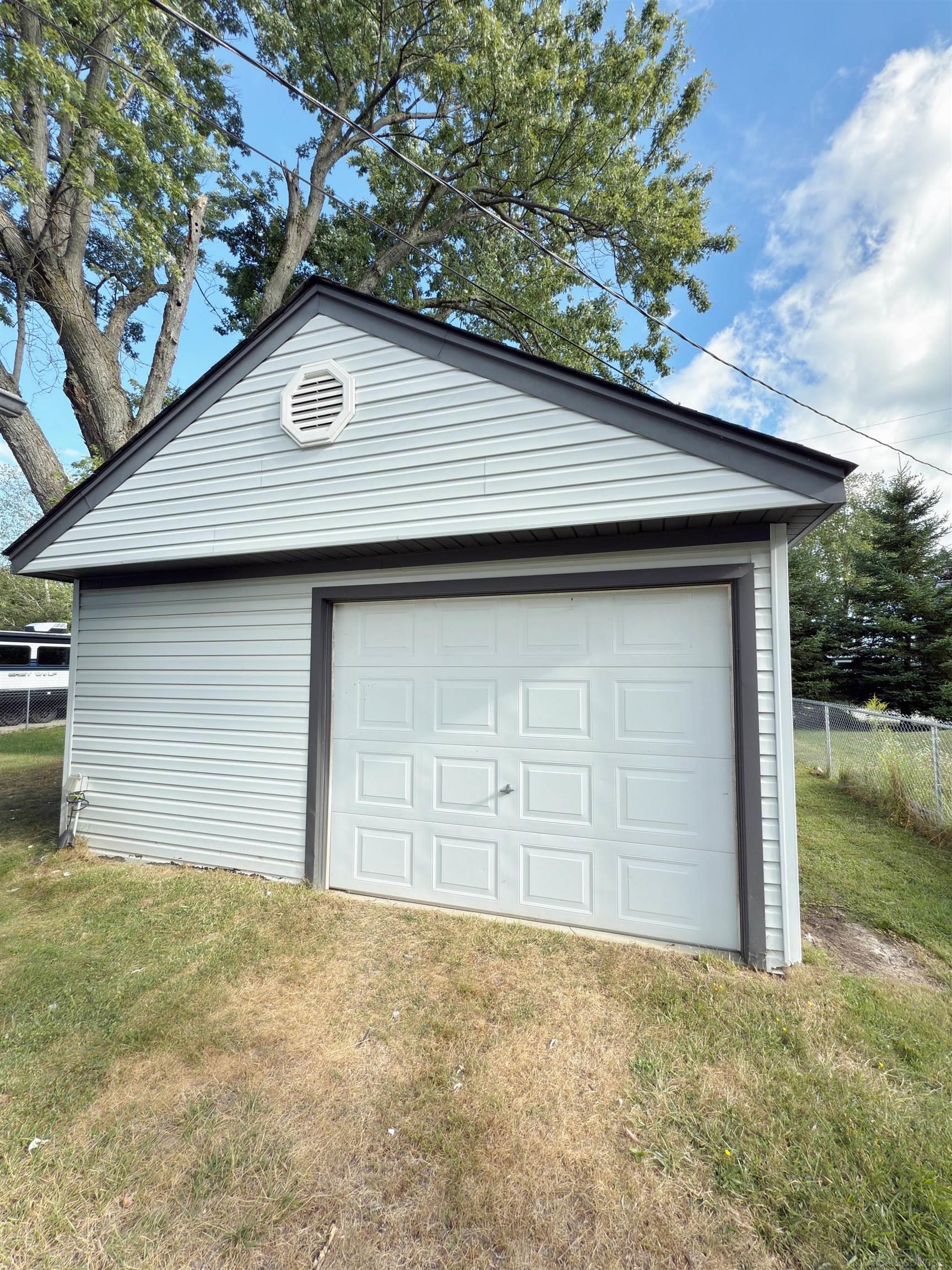7525 Elmwood Road Lexington, MI 48450 - Photo 21 of 22