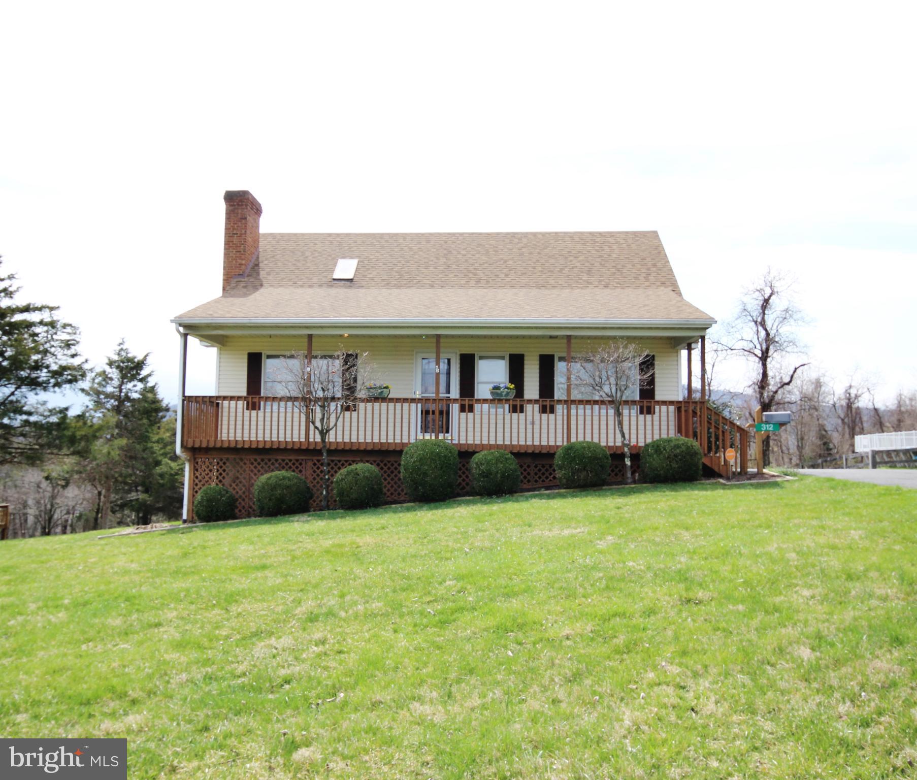 312 Granny Smith Road Linden, VA 22642 - Photo 2 of 59