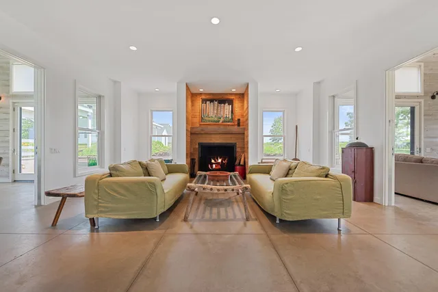 $2,495,000 | 15337 Pardee Road, Galien, MI 49113