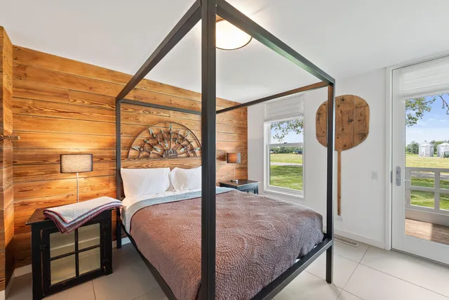 $2,495,000 | 15337 Pardee Road, Galien, MI 49113