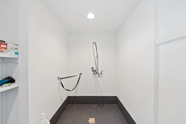 $2,495,000 | 15337 Pardee Road, Galien, MI 49113