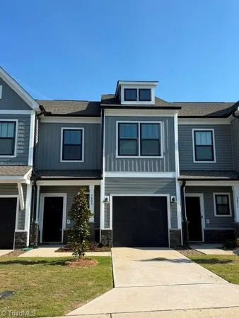 $2,250 | 3809 Biddle Street, Greensboro, NC 27405