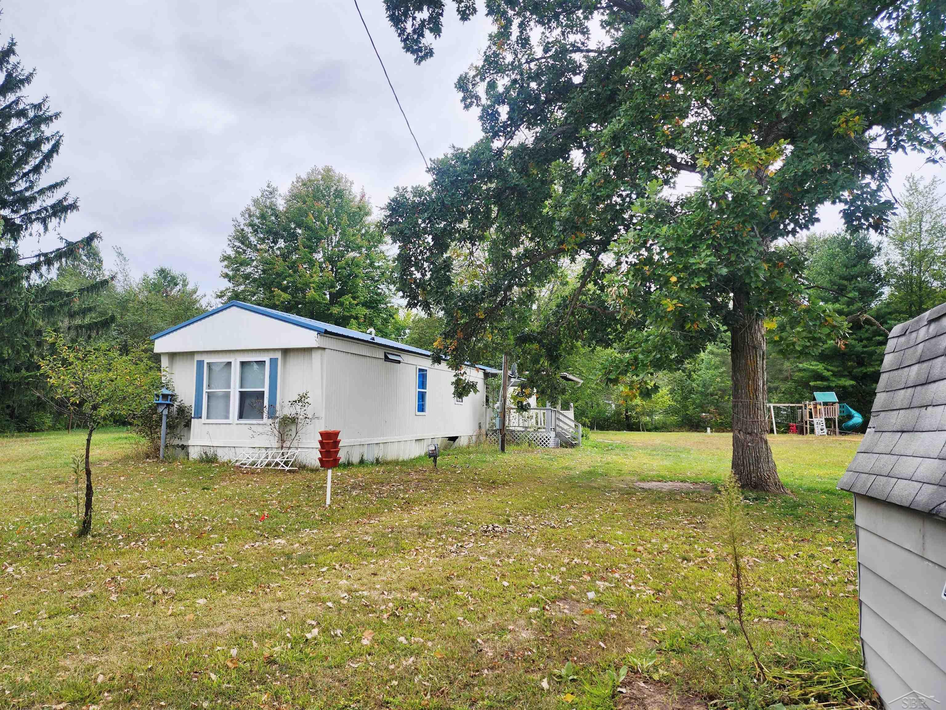 2156 West Cody Estey Road Pinconning, MI 48650 - Photo 4 of 20 Gallery Image 4
