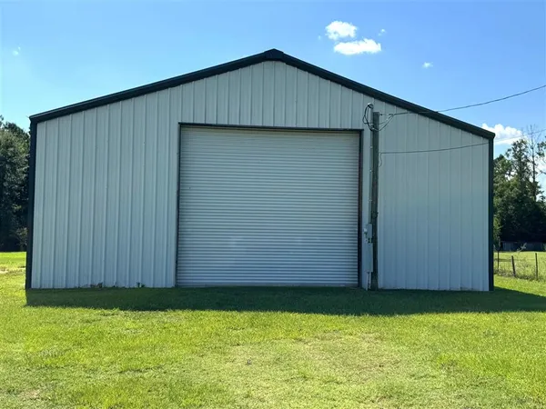 $325,700 | 3589 St Luke Lane, Sulphur, LA 70663