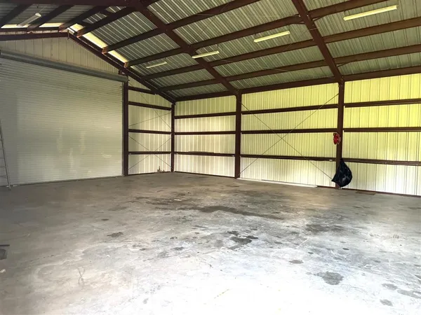 $325,700 | 3589 St Luke Lane, Sulphur, LA 70663