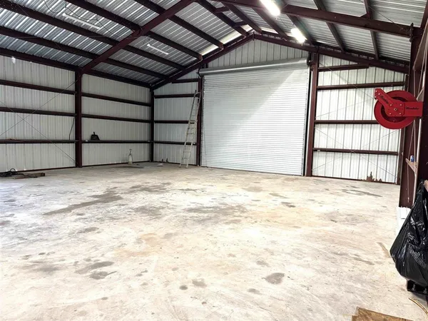 $325,700 | 3589 St Luke Lane, Sulphur, LA 70663