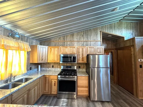 $325,700 | 3589 St Luke Lane, Sulphur, LA 70663