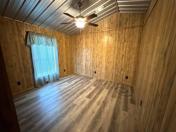 $325,700 | 3589 St Luke Lane, Sulphur, LA 70663