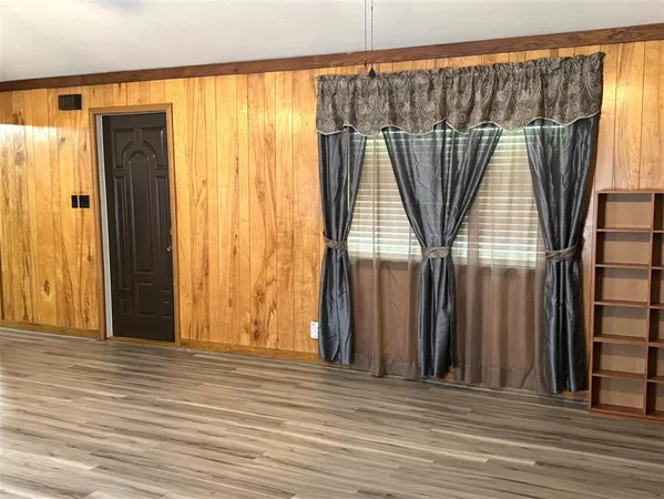 $325,700 | 3589 St Luke Lane, Sulphur, LA 70663