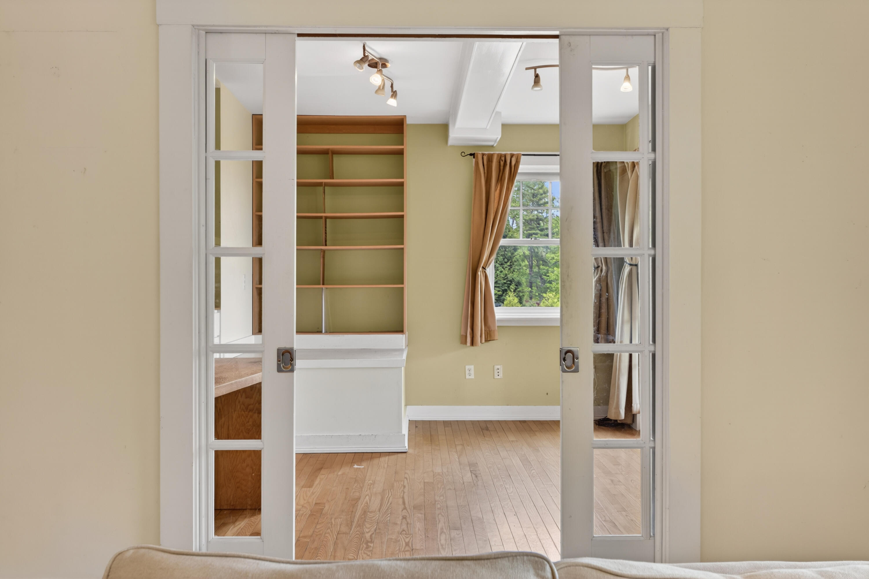 526 Belfast Road Camden, ME 04843 - Photo 25 of 90 526 Belfast Rd_0172