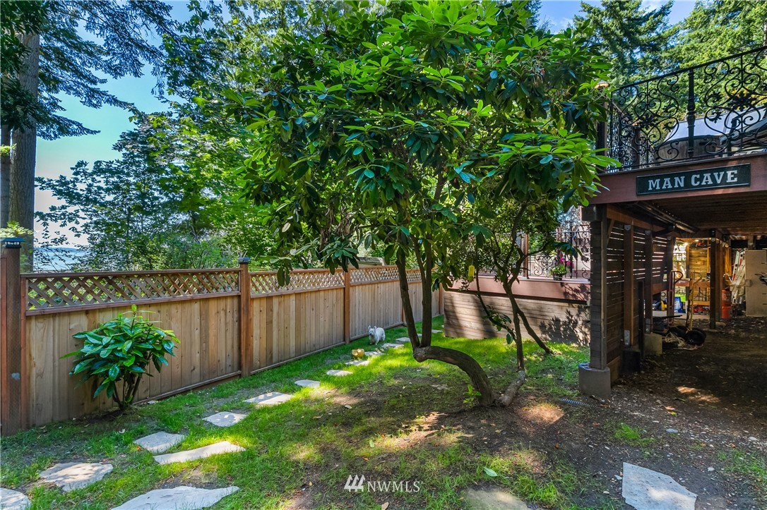 654 Clark Road Bellingham, WA 98225 - Photo 38 of 40 a view of a backyard with tree