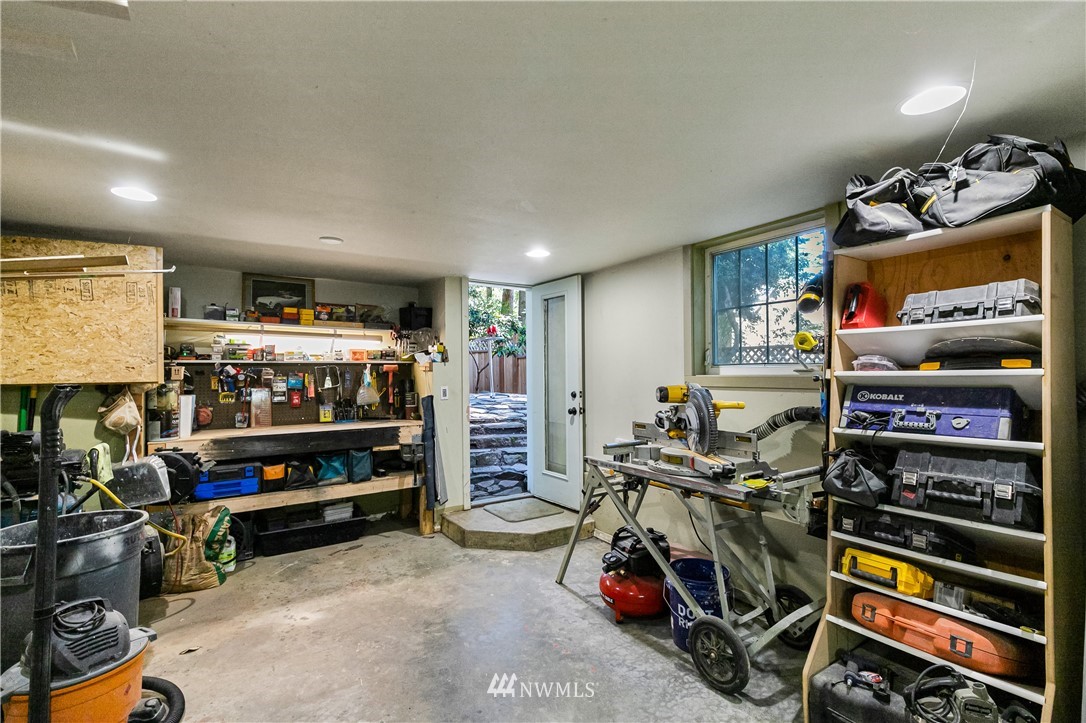 654 Clark Road Bellingham, WA 98225 - Photo 39 of 40 a view of a room with gym equipment