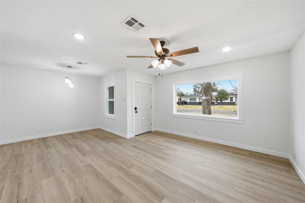 1814 South 43rd Street Temple, TX 76504 - Photo 6 of 28