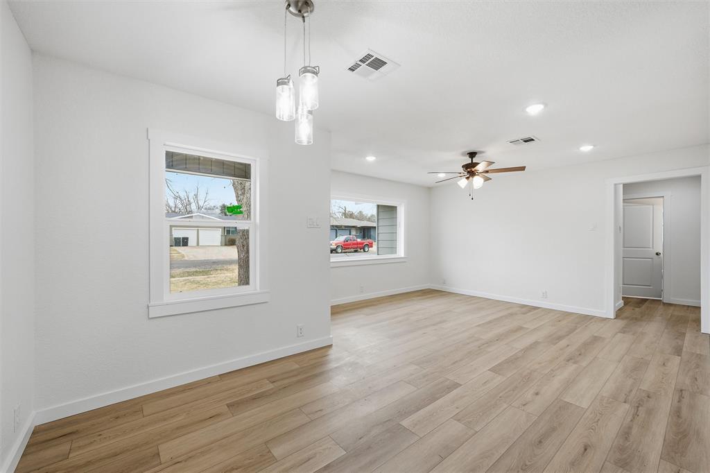 1814 South 43rd Street Temple, TX 76504 - Photo 8 of 28