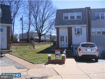 4155 Farmdale Road Philadelphia, PA 19154 - Photo 1 of 12 Exterior Front