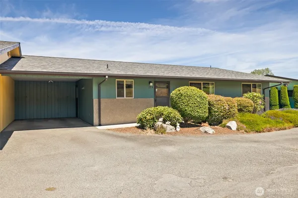 $299,000 | 1301 South 3rd Avenue, Unit 15A, Sequim, WA 98382