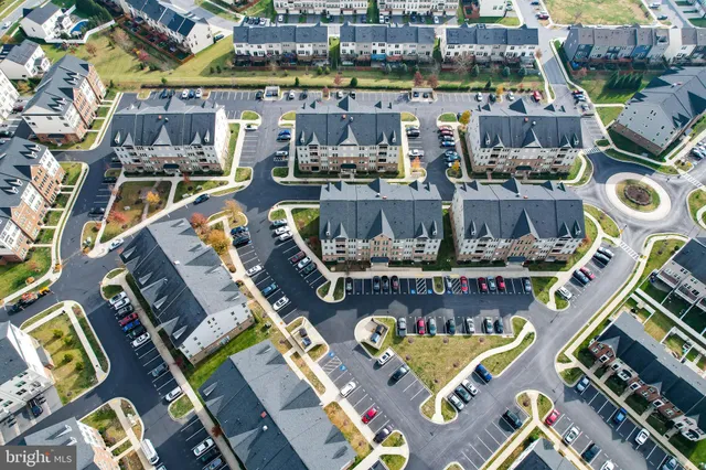 $415,000 | 4861 Finnical Way, Unit 401, Frederick, MD 21703