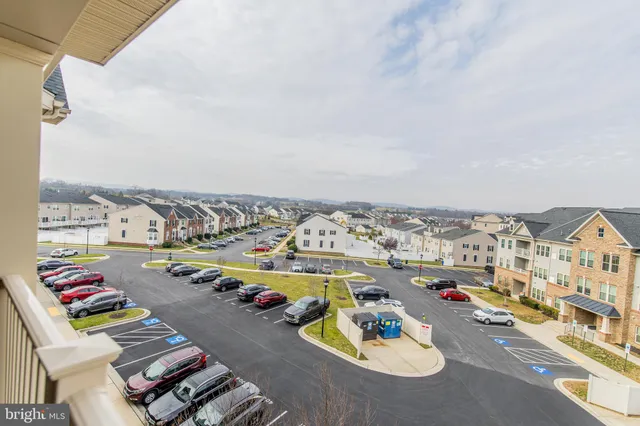 $415,000 | 4861 Finnical Way, Unit 401, Frederick, MD 21703