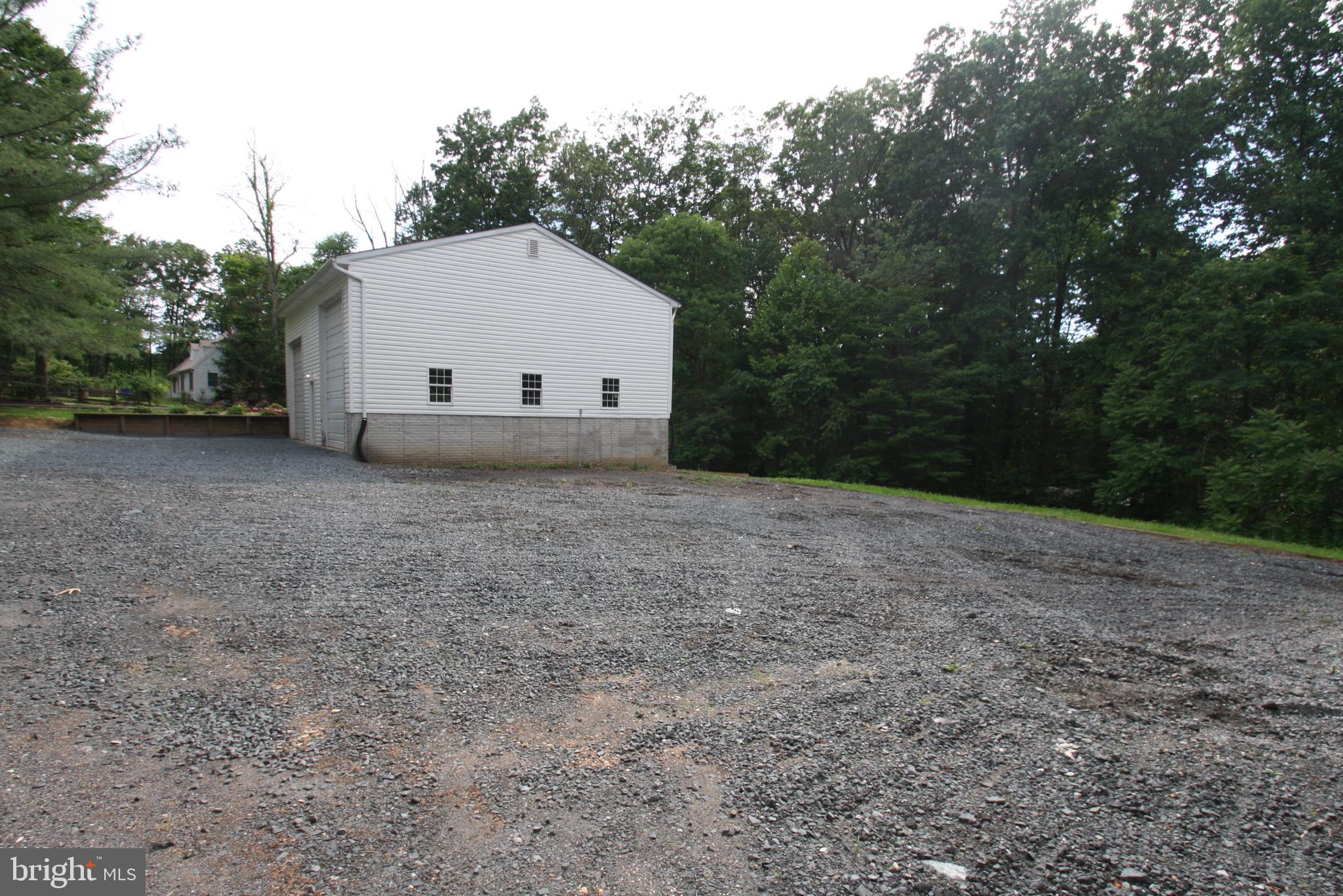14043 Harrisville Road Mount Airy, MD 21771 - Photo 16 of 16 Garage/ Parking