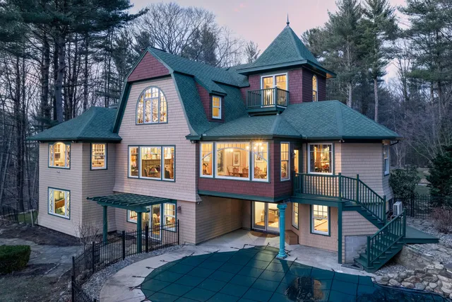 $3,900,000 | 8 Spruce Point Road, Kittery, ME 03904