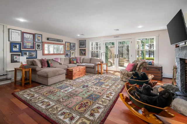 $3,900,000 | 8 Spruce Point Road, Kittery, ME 03904