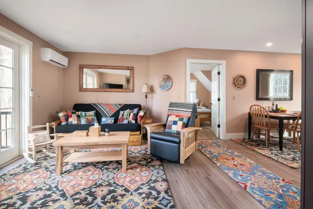 $3,900,000 | 8 Spruce Point Road, Kittery, ME 03904