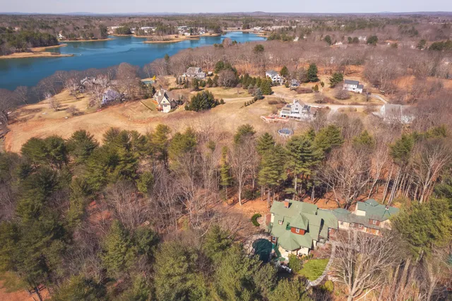 $3,900,000 | 8 Spruce Point Road, Kittery, ME 03904