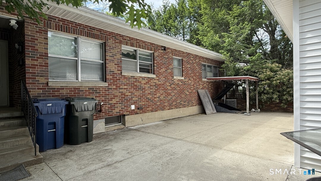 223 High Street Windham, CT 06226 - Photo 3 of 23