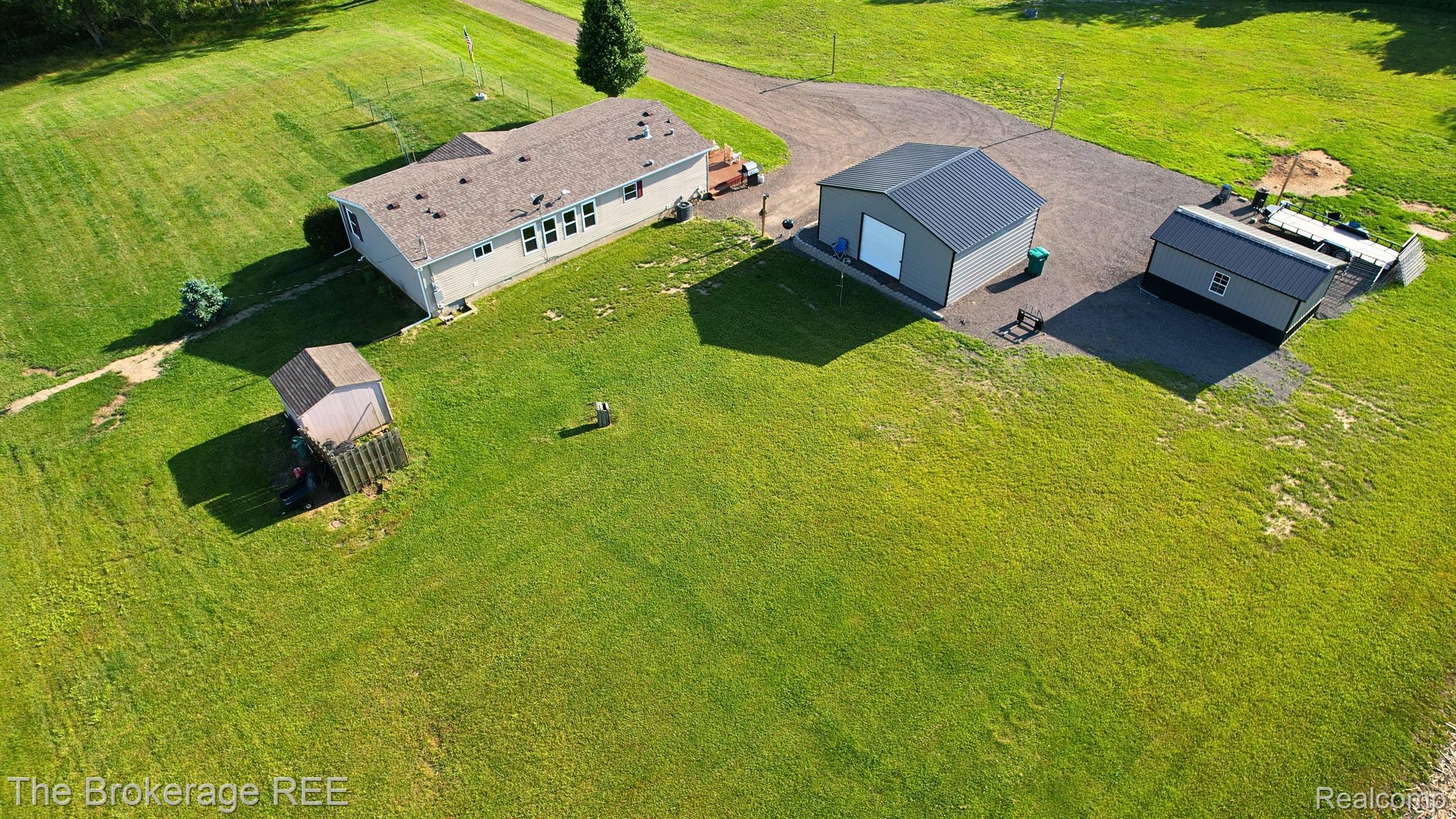 3865 Castle Road North Branch, MI 48461 - Photo 36 of 37 Gallery Image 36