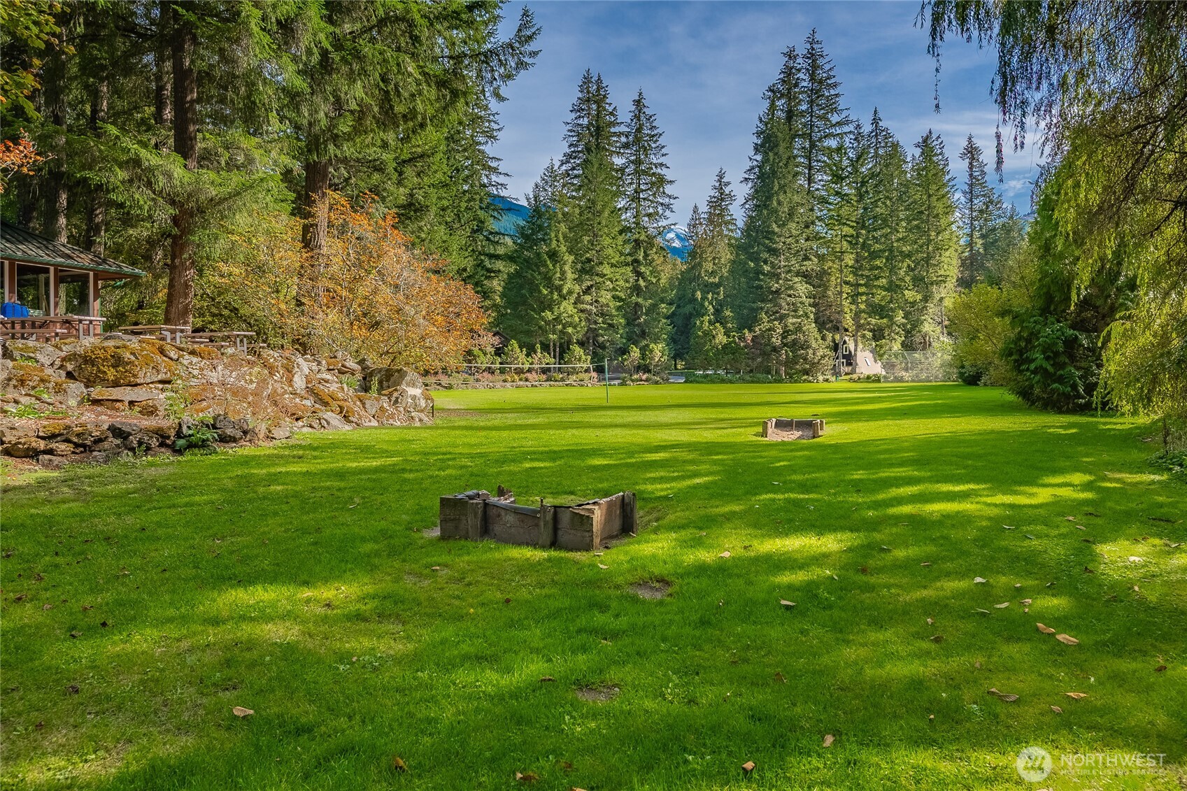7018 Olympus Way Glacier, WA 98244 - Photo 34 of 35 a garden view with a sitting space