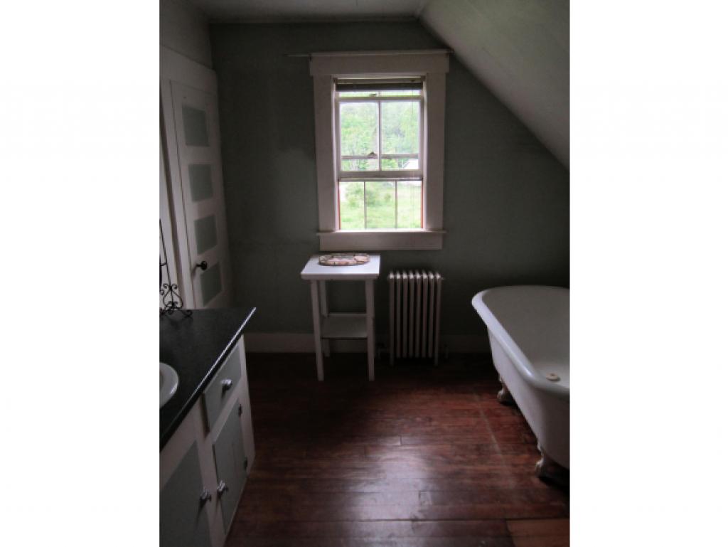 81 Lake Tarleton Road Warren, NH 03279 - Photo 12 of 21 Gallery Image 12