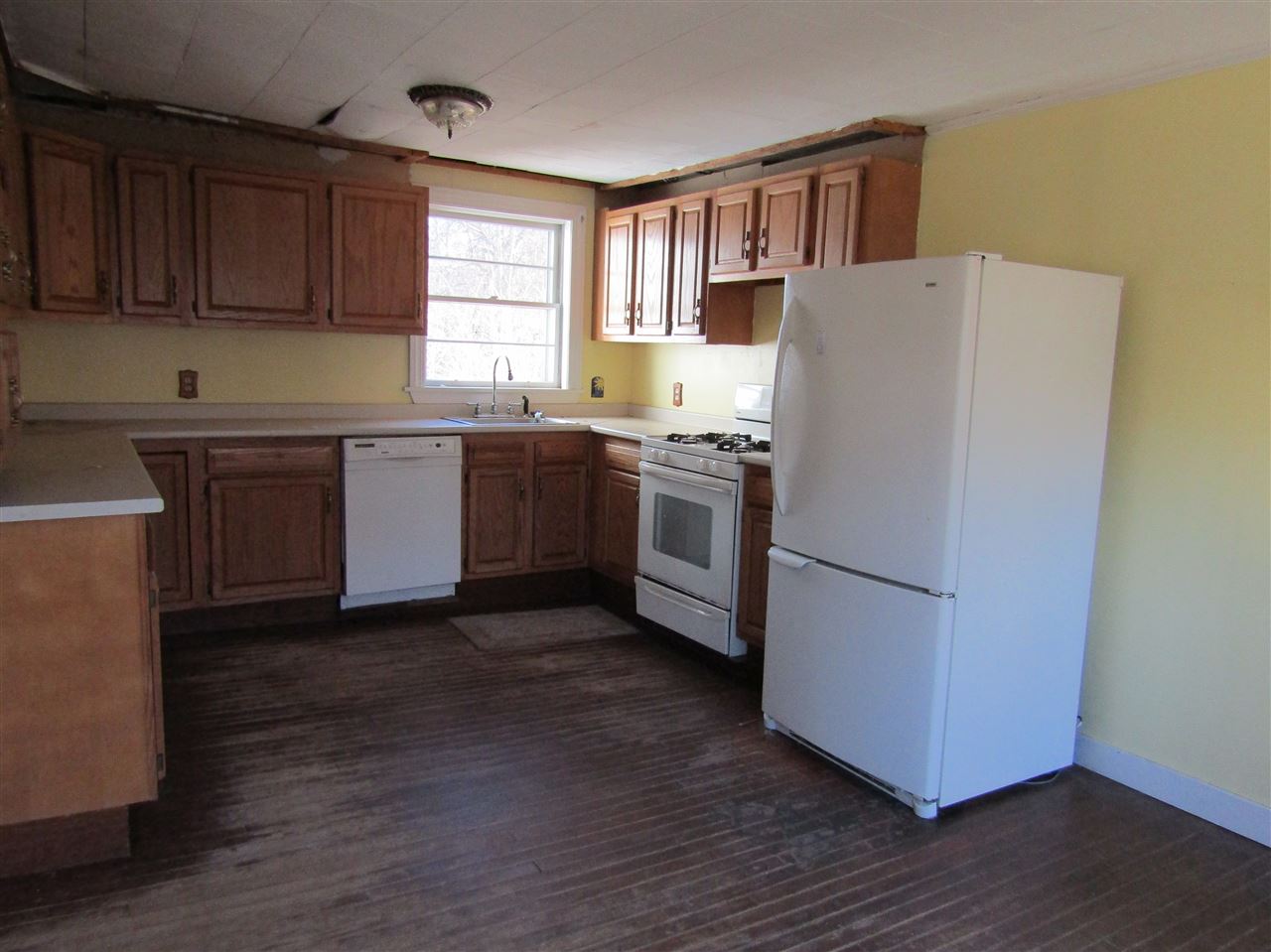81 Lake Tarleton Road Warren, NH 03279 - Photo 7 of 21 Gallery Image 7