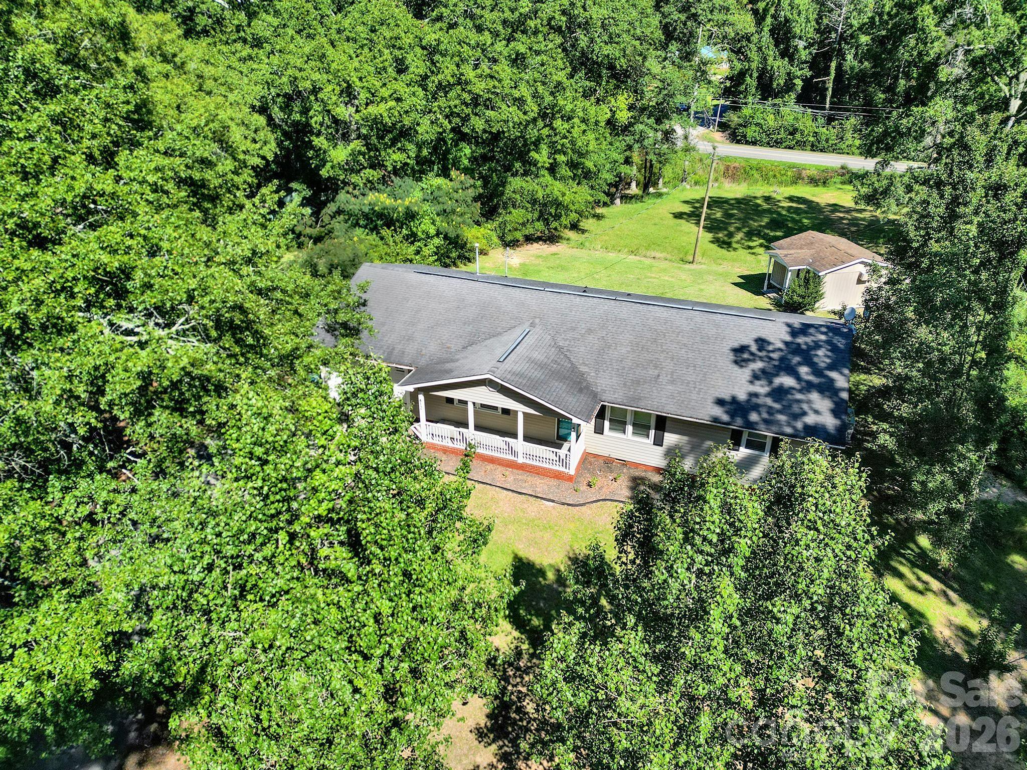 812 Hudson Street Lancaster, SC 29720 - Photo 2 of 12