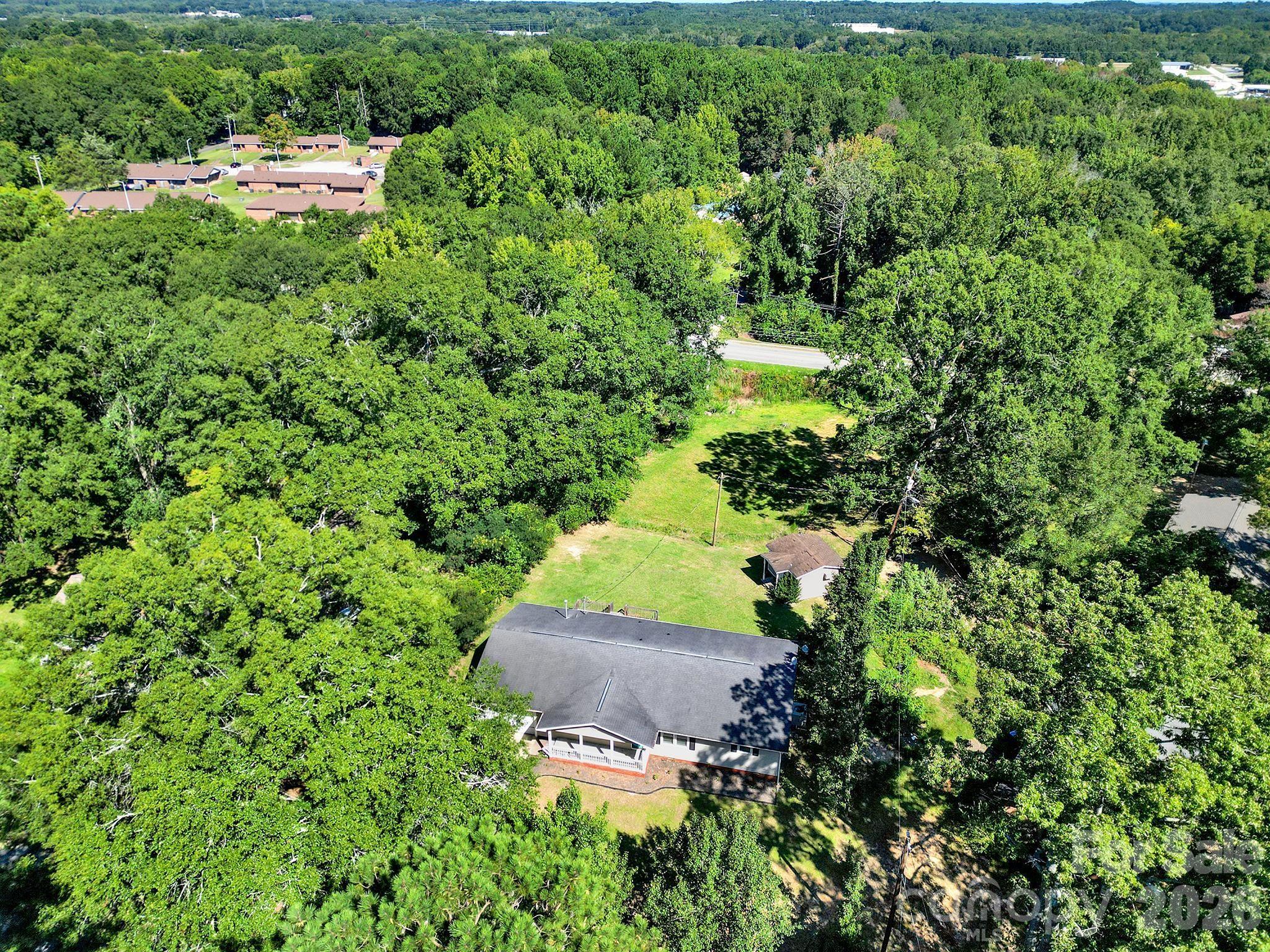 812 Hudson Street Lancaster, SC 29720 - Photo 3 of 12