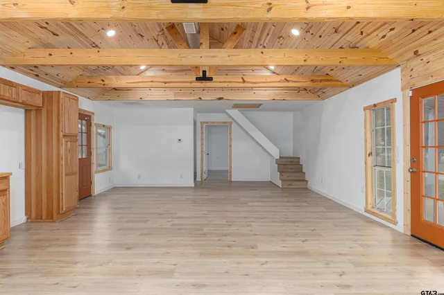 $230,000 | 112 Anderson County Road 1370, Palestine, TX 75801